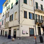 2 Proche Théâtre Et Appartement